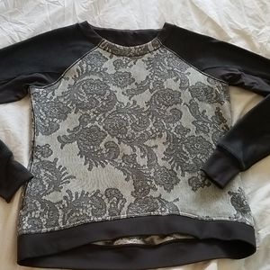 Lululemon Sweatshirt Size 8...